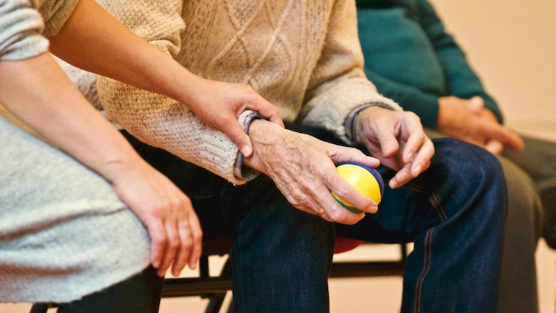 Was sind die neuesten Medikamente gegen Parkinson (und wie man sie in Chile bekommt)?